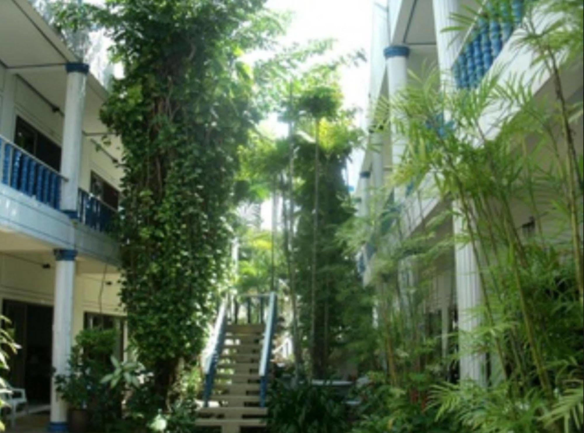 Club Residence Near The Beach By Plh Phuket Kamala Beach Exterior photo